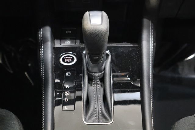 Used 2022 Nissan Kicks SR FWD image 35