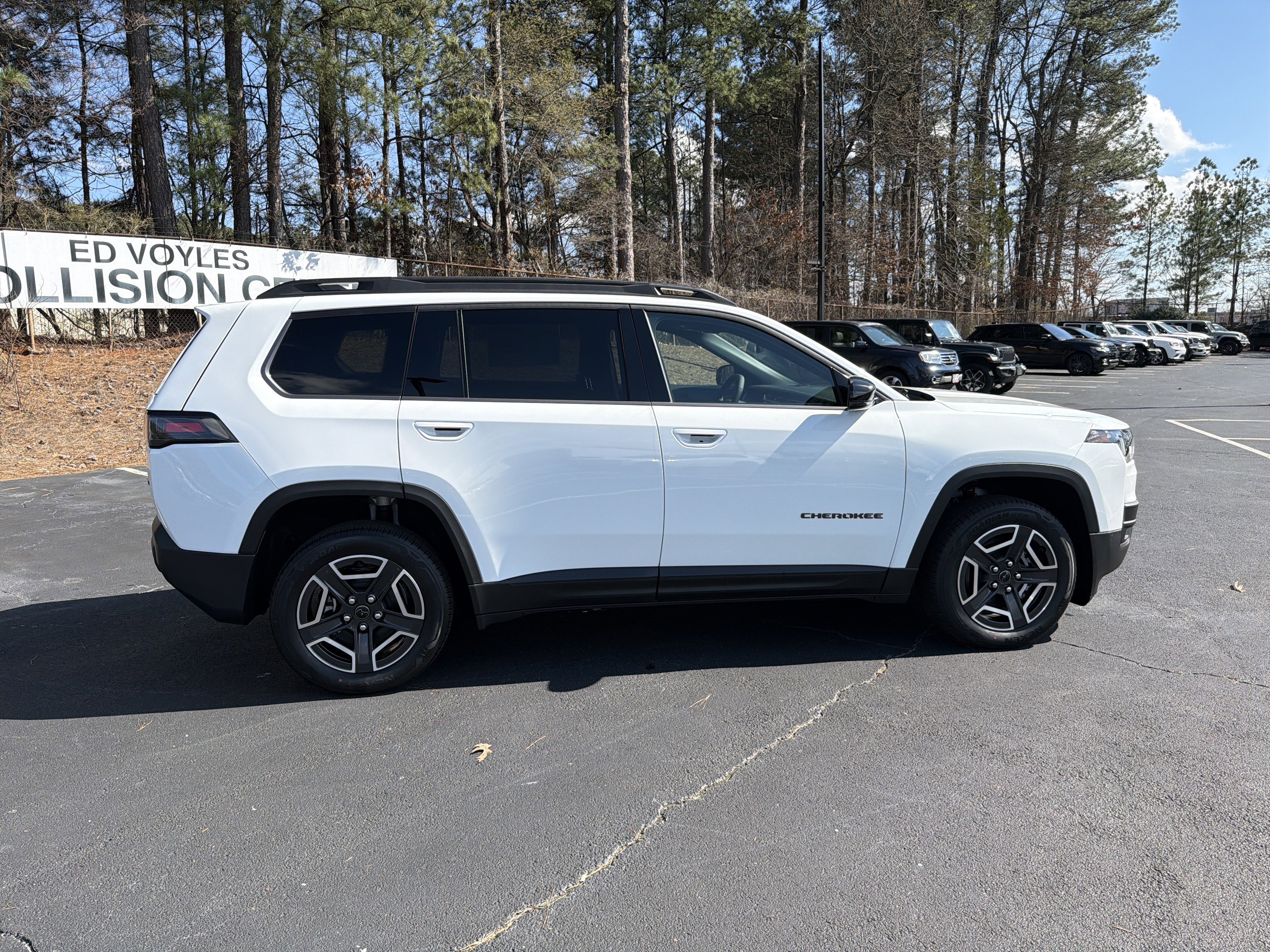 New 2026 Jeep Cherokee Limited AWD/4WD image 9