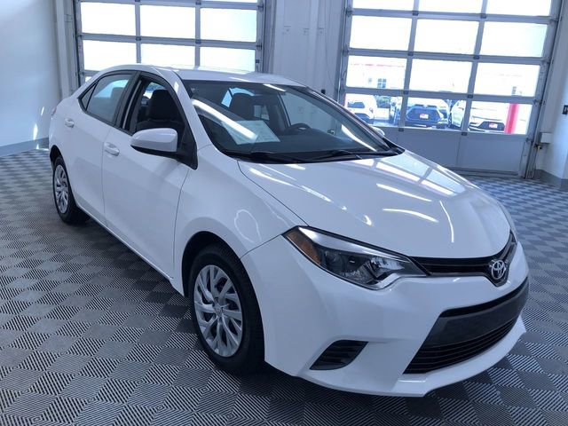 Used 2015 Toyota Corolla LE image 35
