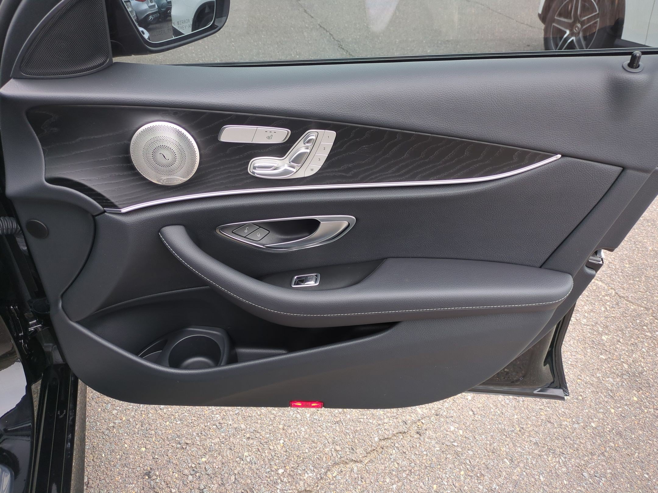 Used 2023 Mercedes-Benz E 350 Sedan image 35