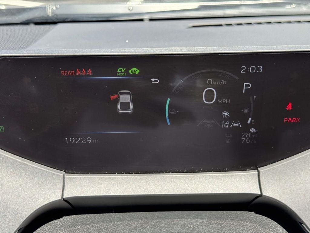 Used 2023 Toyota Prius Prime FWD image 14