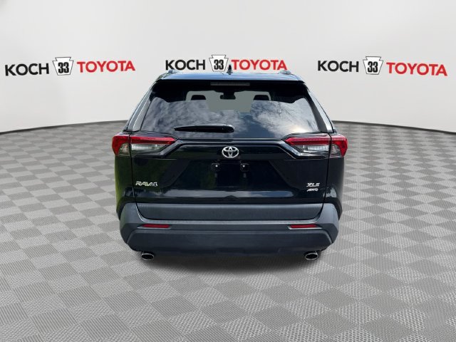 Used 2023 Toyota RAV4 XLE AWD/4WD image 7