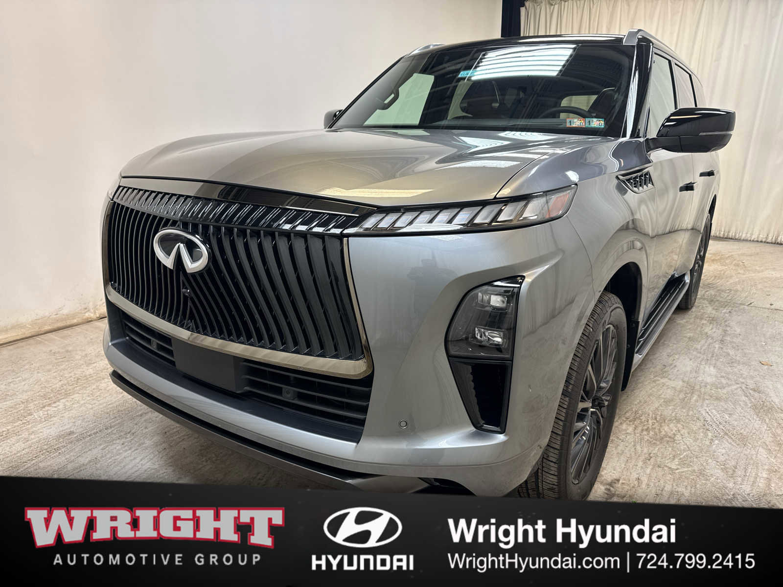 Used 2025 INFINITI QX80 Autograph image 3