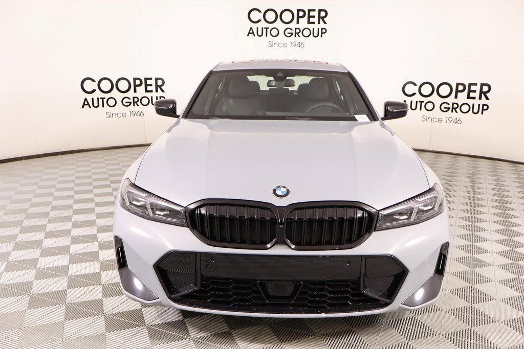 New 2026 BMW 330i xDrive Sedan w/ M Sport Package image 9