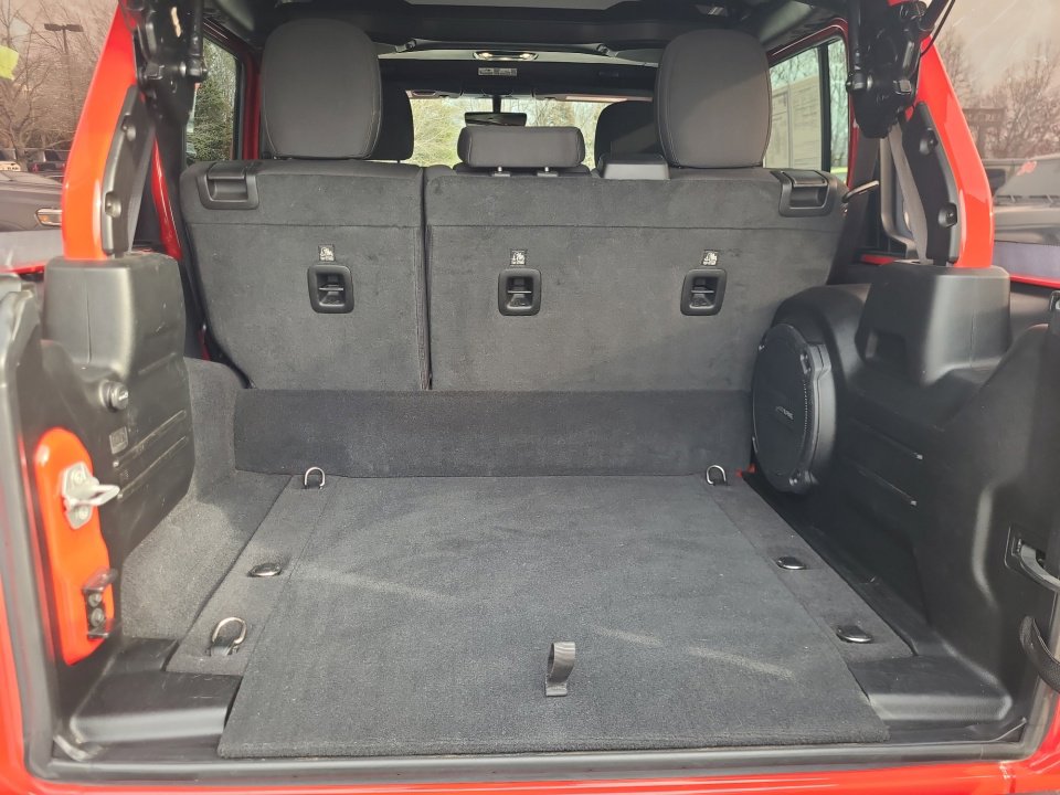 Certified 2023 Jeep Wrangler Unlimited Rubicon 4xe image 19