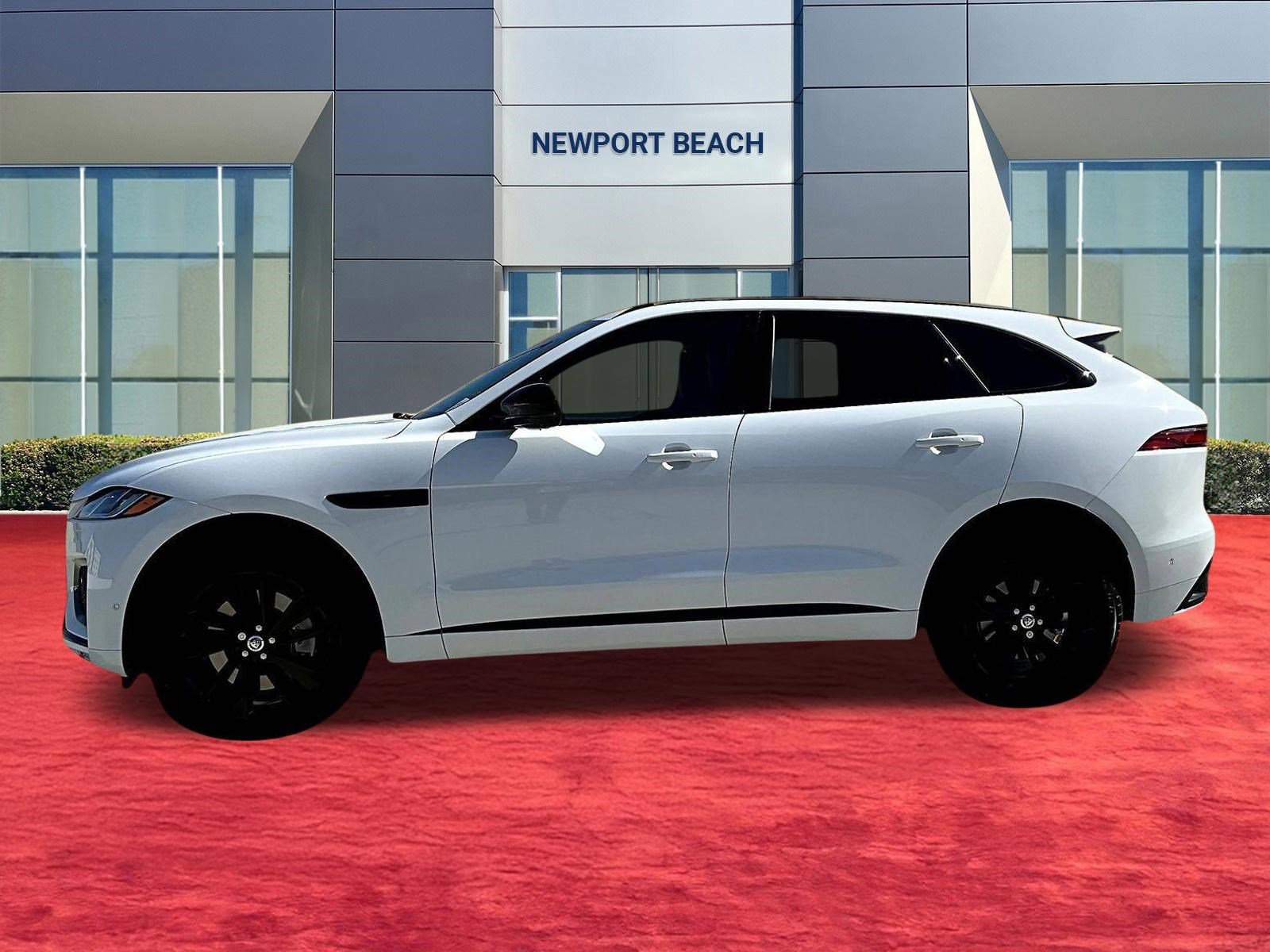 New 2026 Jaguar F-PACE R-Dynamic S image 2