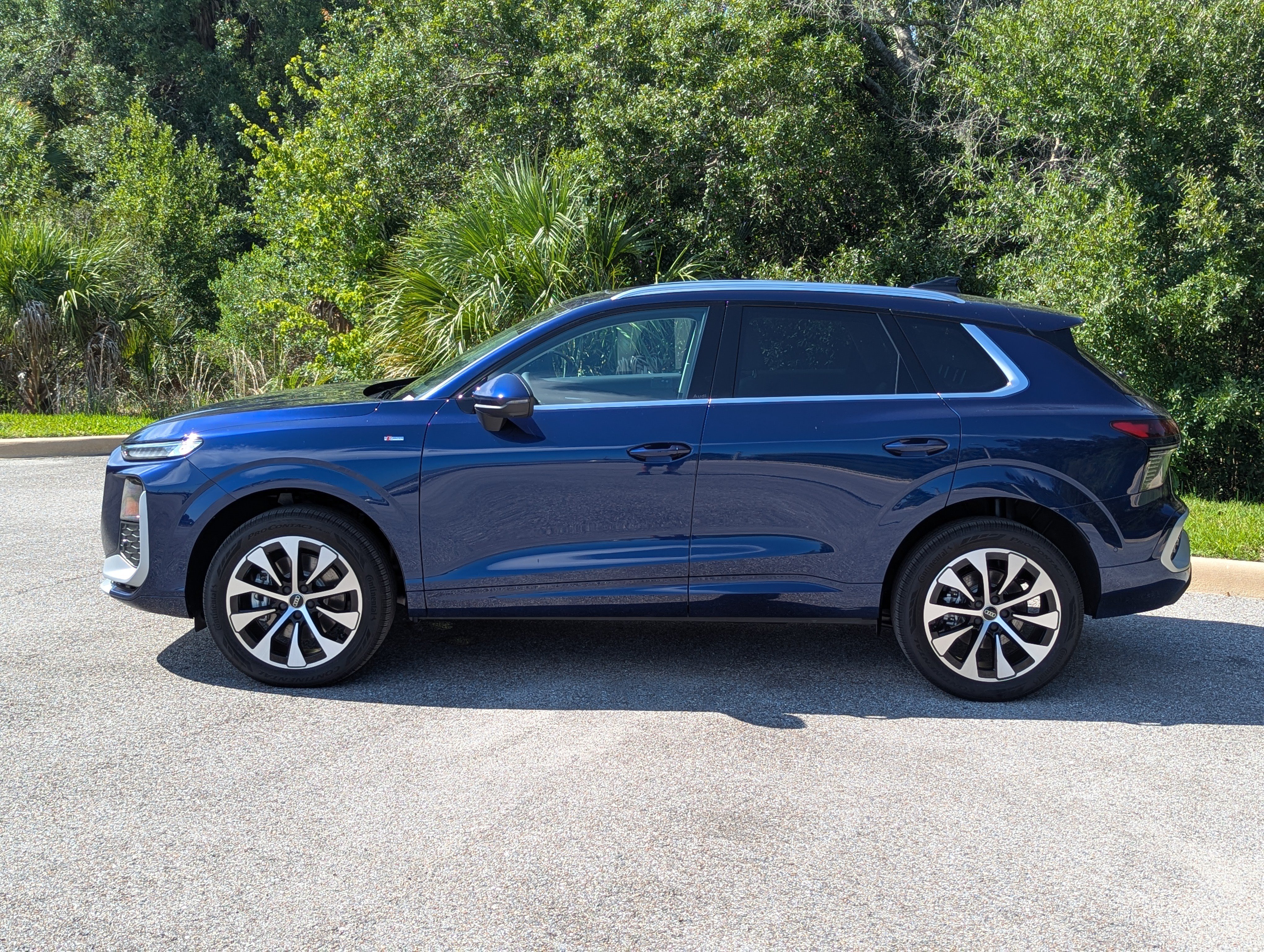 New 2026 Audi Q3 quattro 2.0T AWD/4WD image 4