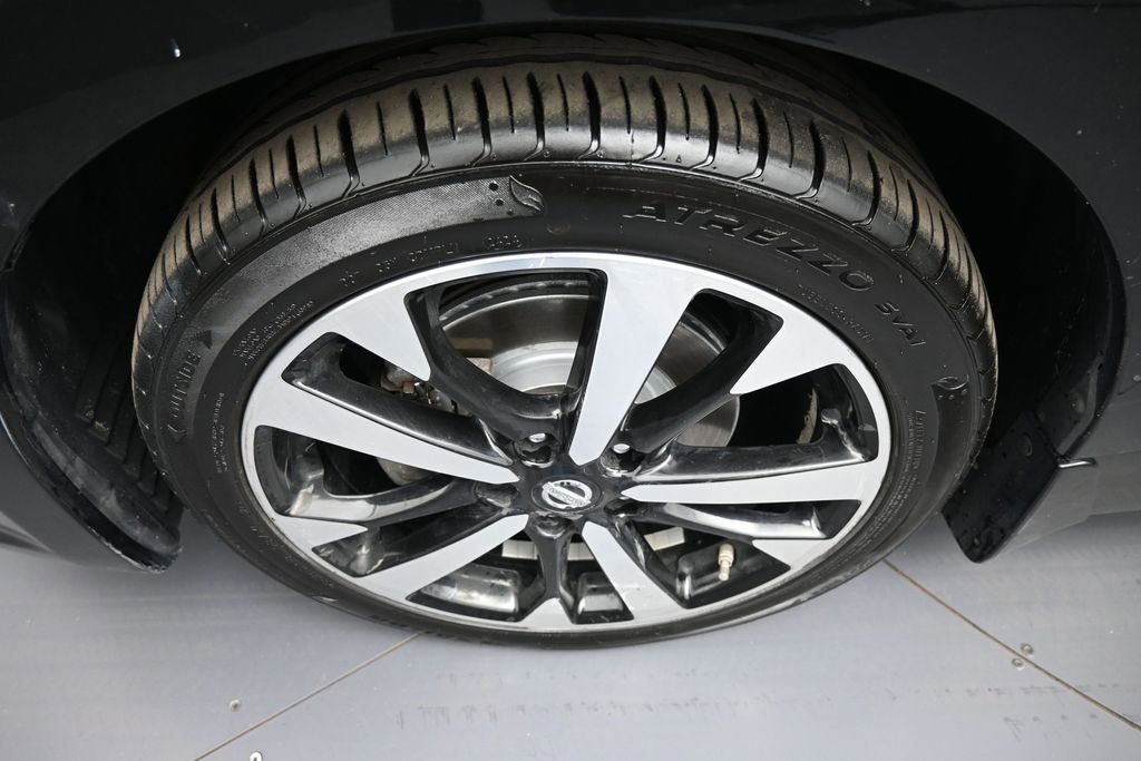 Used 2018 Nissan Altima 2.5 SR FWD image 14