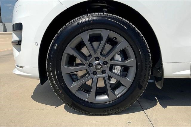 New 2025 Land Rover Range Rover Sport Dynamic SE image 15