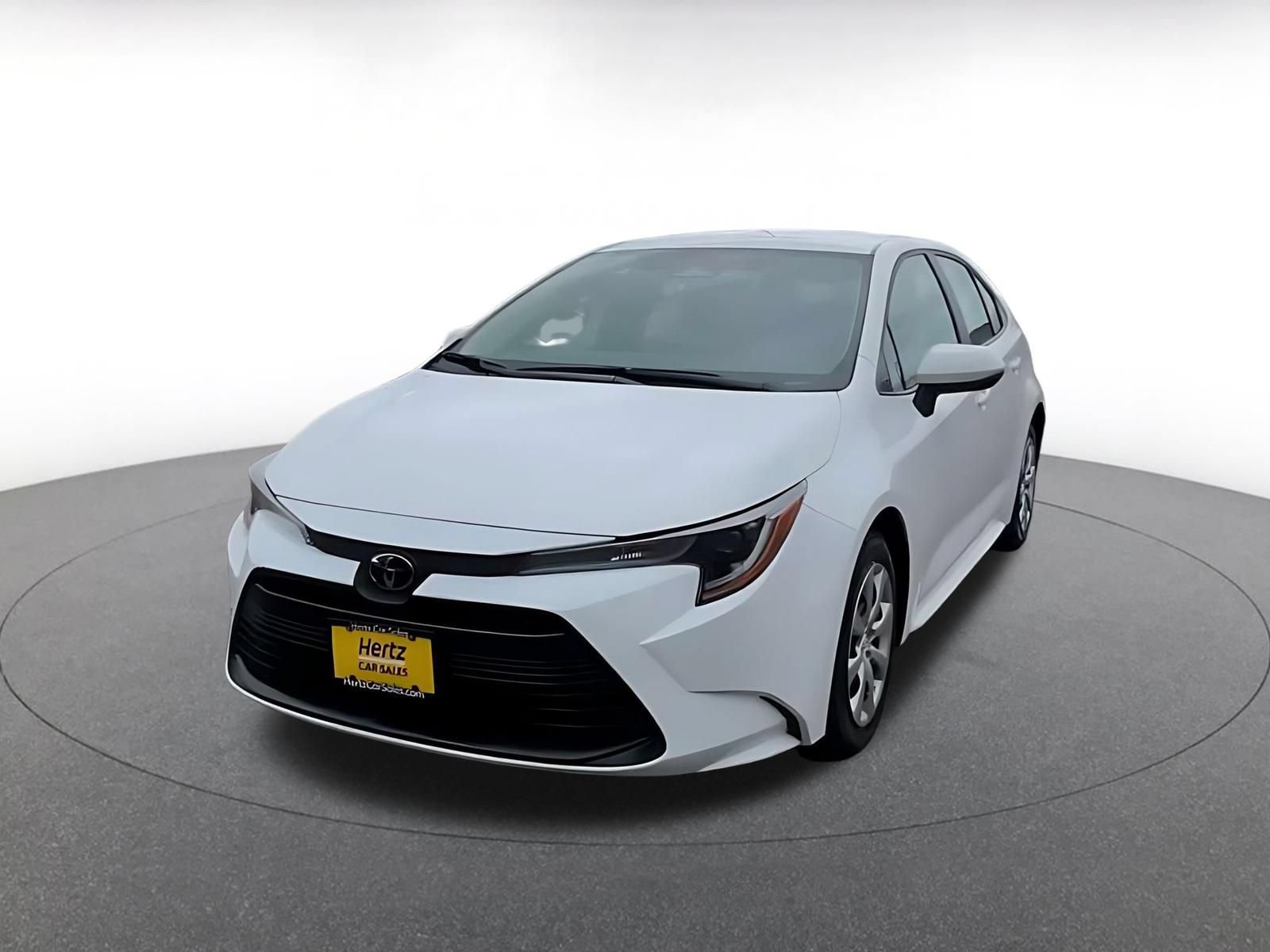 Used 2025 Toyota Corolla LE FWD image 6