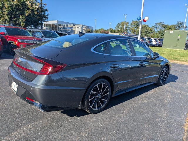Used 2021 Hyundai Sonata Limited w/ Cargo Package FWD image 4