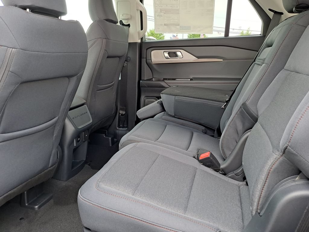 New 2026 Ford Explorer Active AWD/4WD image 14