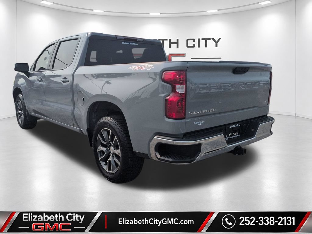 Used 2024 Chevrolet Silverado 1500 LT AWD/4WD image 9