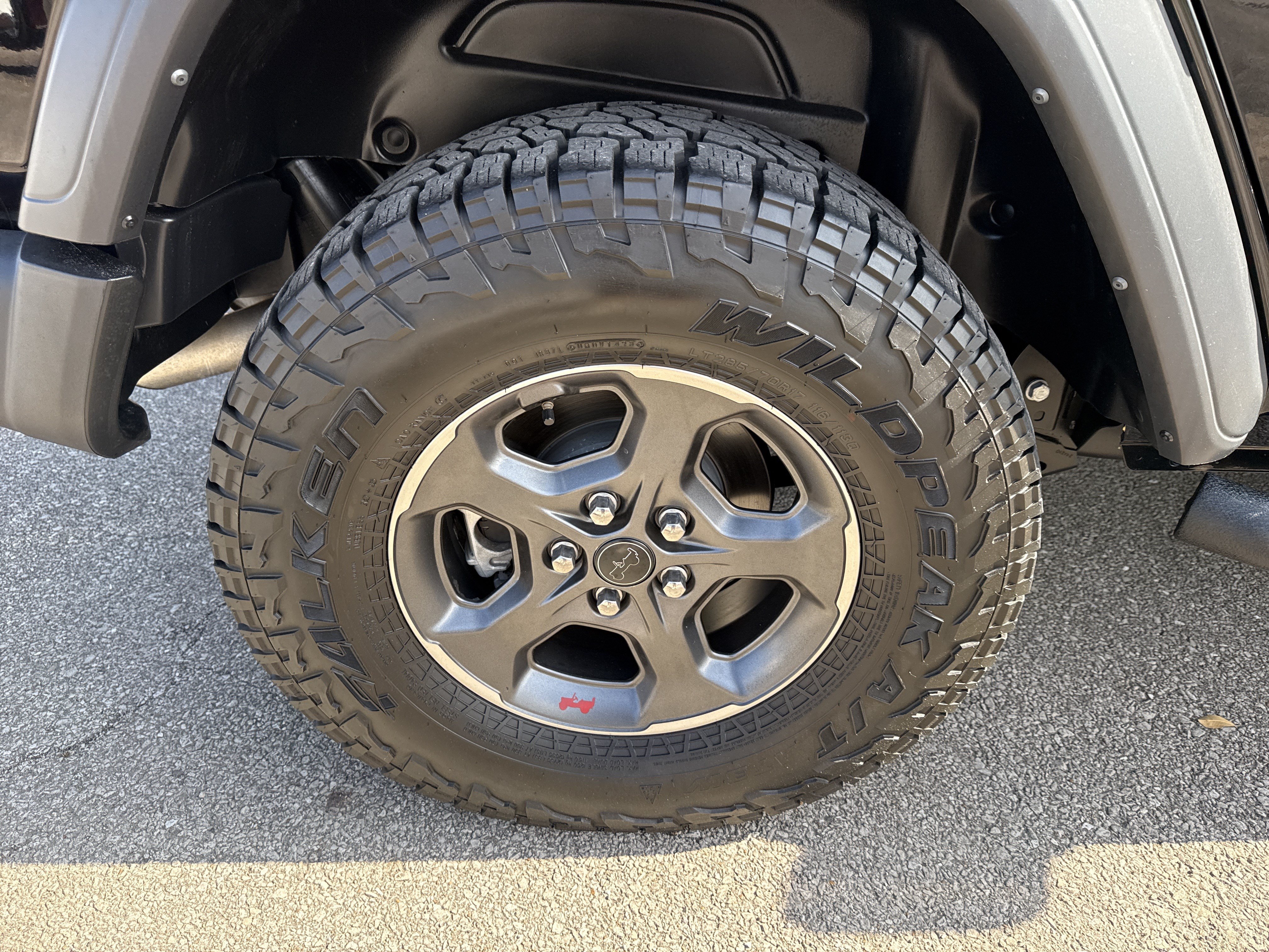 Used 2024 Jeep Wrangler Unlimited Sport AWD/4WD image 17