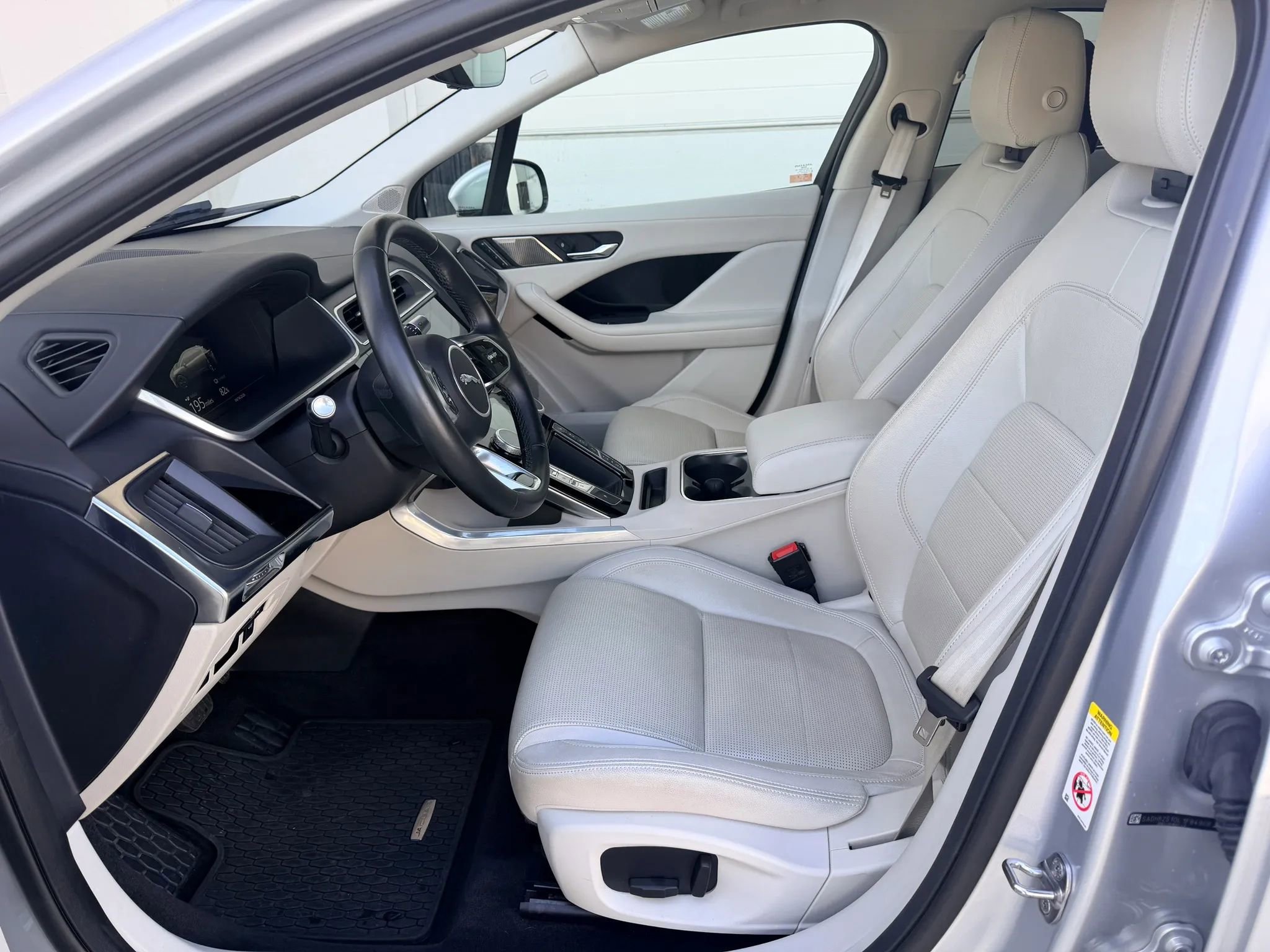 Used 2020 Jaguar I-PACE S image 12