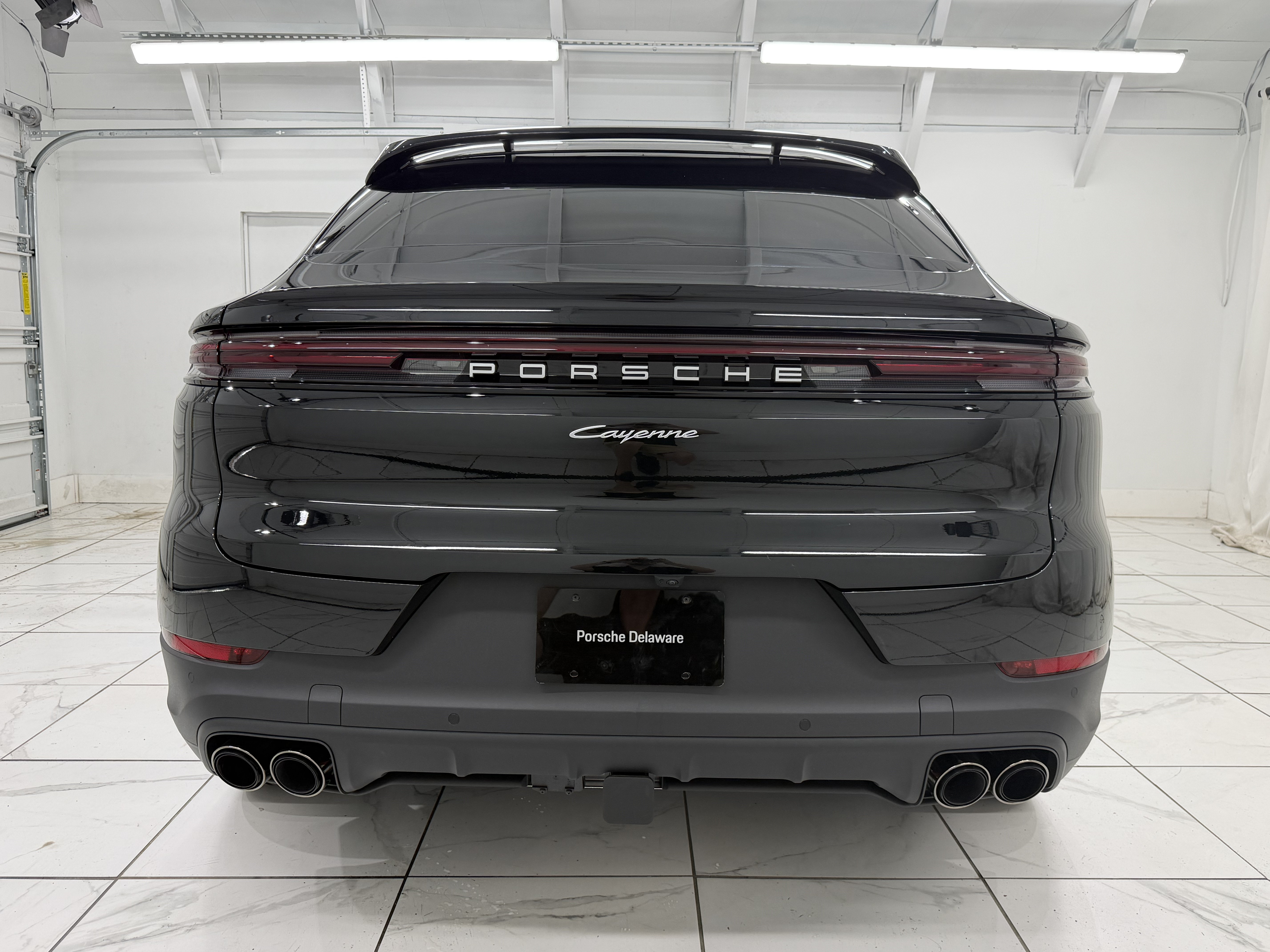 New 2026 Porsche Cayenne Coupe AWD/4WD image 13