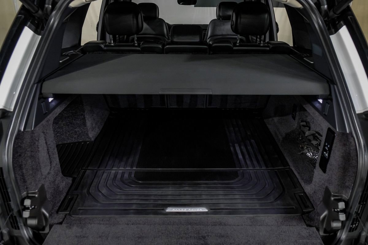 Used 2024 Land Rover Range Rover SE image 44
