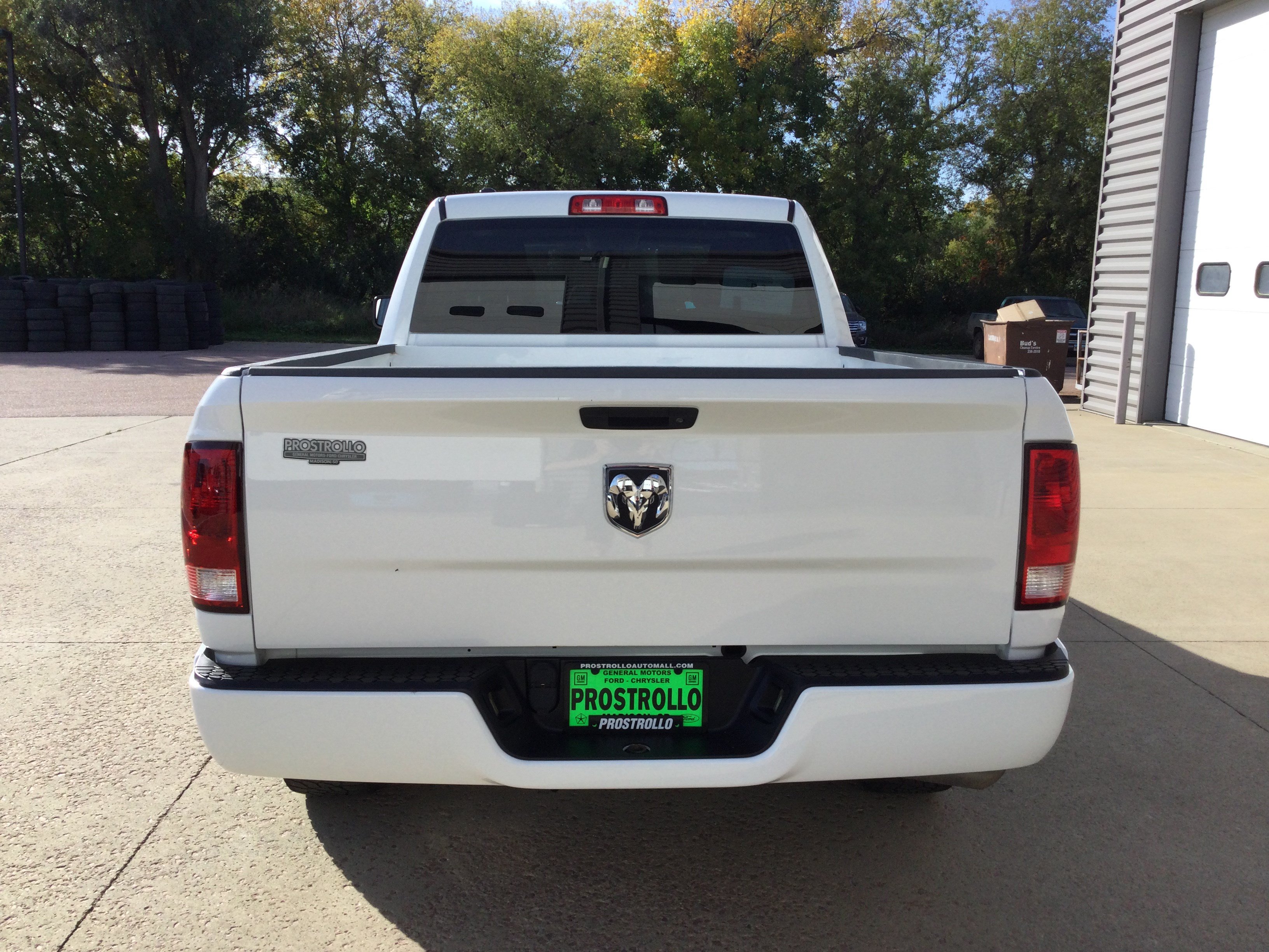 Used 2016 RAM 1500 ST RWD image 4