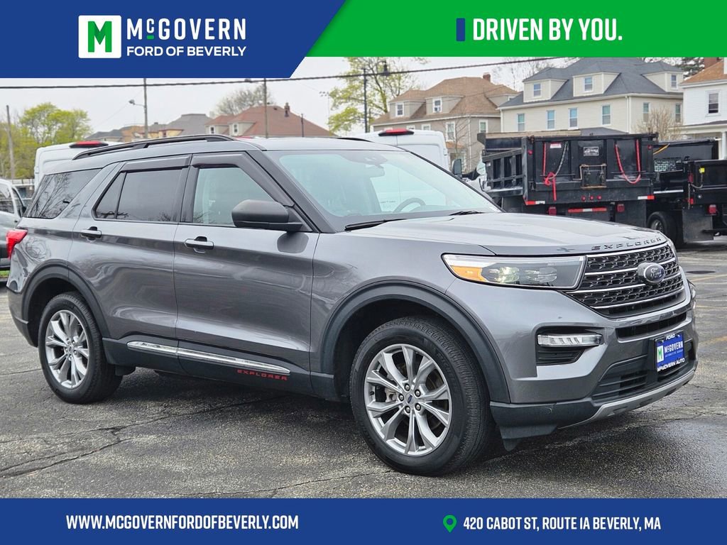 Used 2022 Ford Explorer XLT w/ Equipment Group 202A AWD/4WD image 8