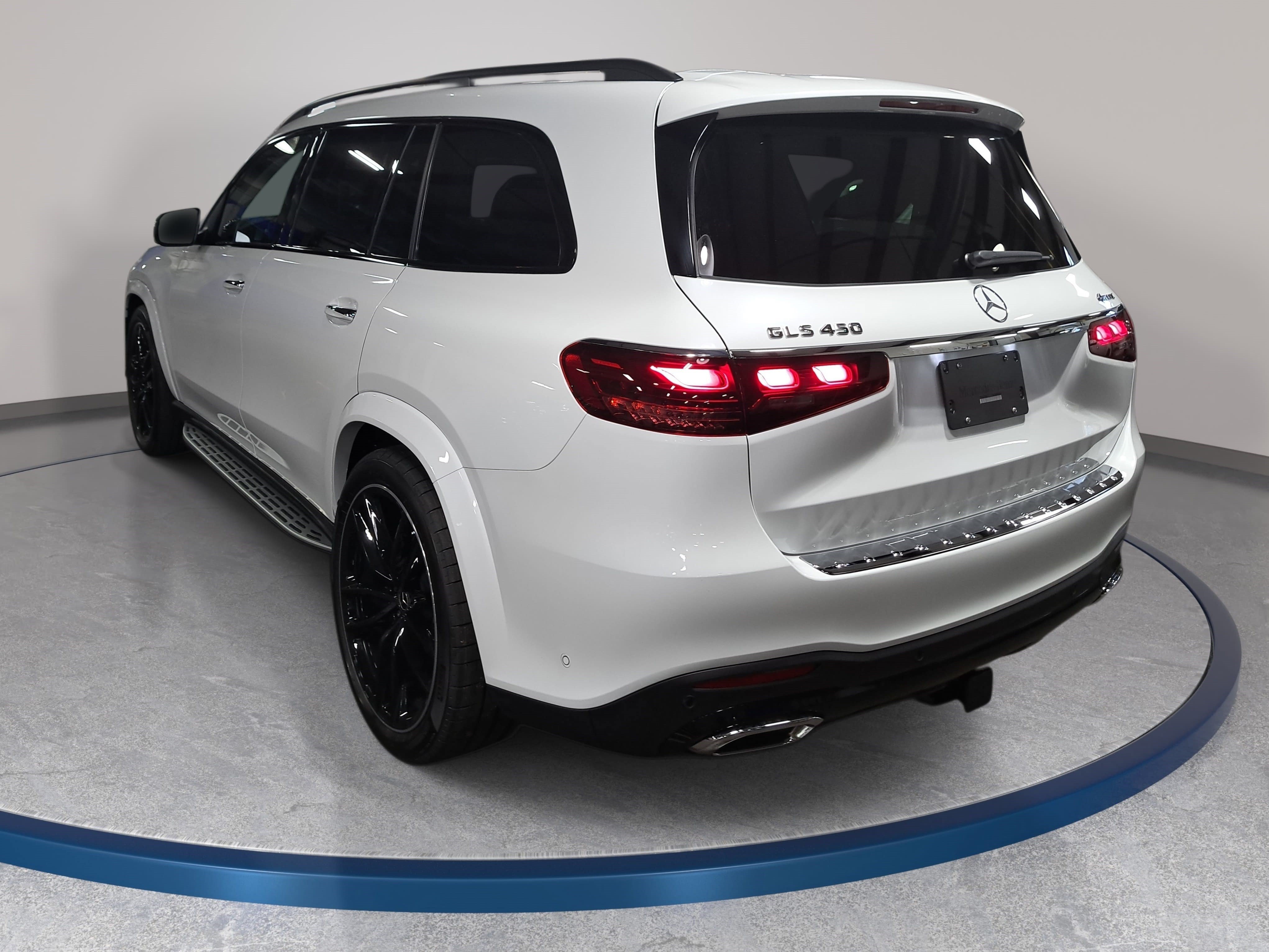New 2026 Mercedes-Benz GLS 450 4MATIC image 8