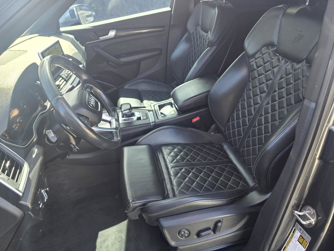 Used 2018 Audi SQ5 Premium Plus w/ Navigation Package image 9