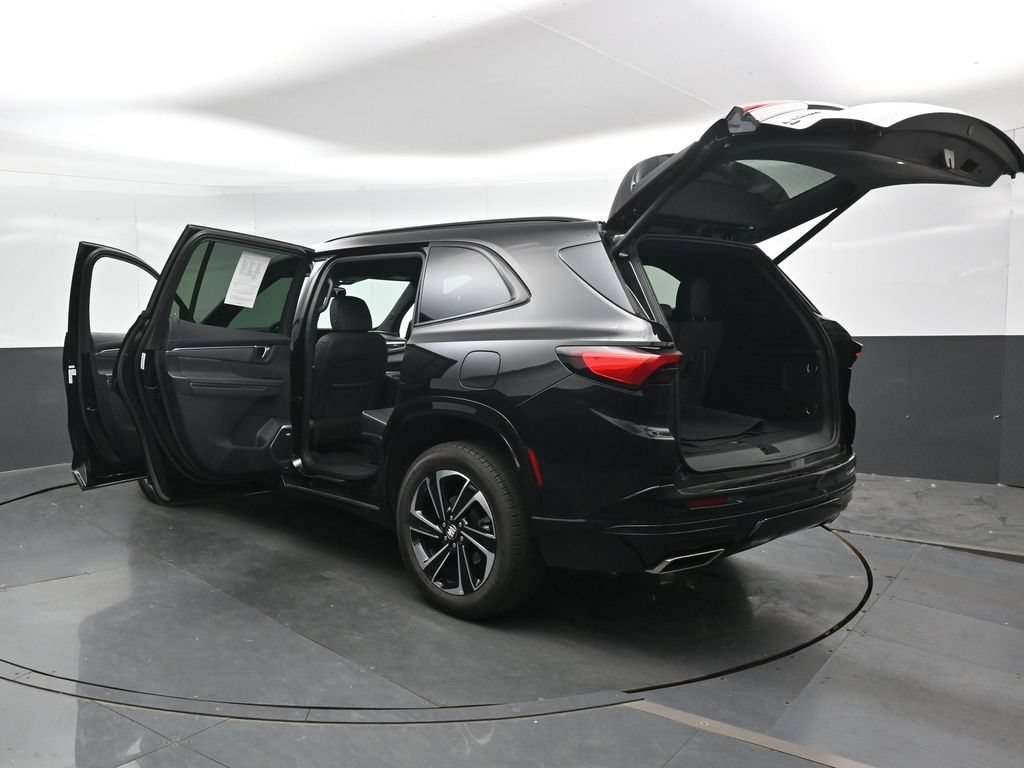 Used 2025 Buick Enclave Sport Touring AWD/4WD image 50