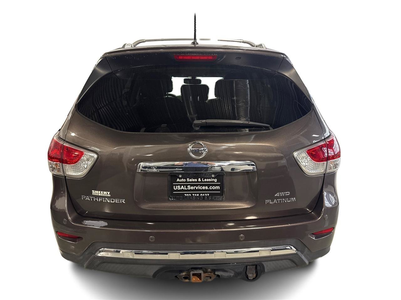 Used 2015 Nissan Pathfinder Platinum w/ Cargo Package FWD image 30