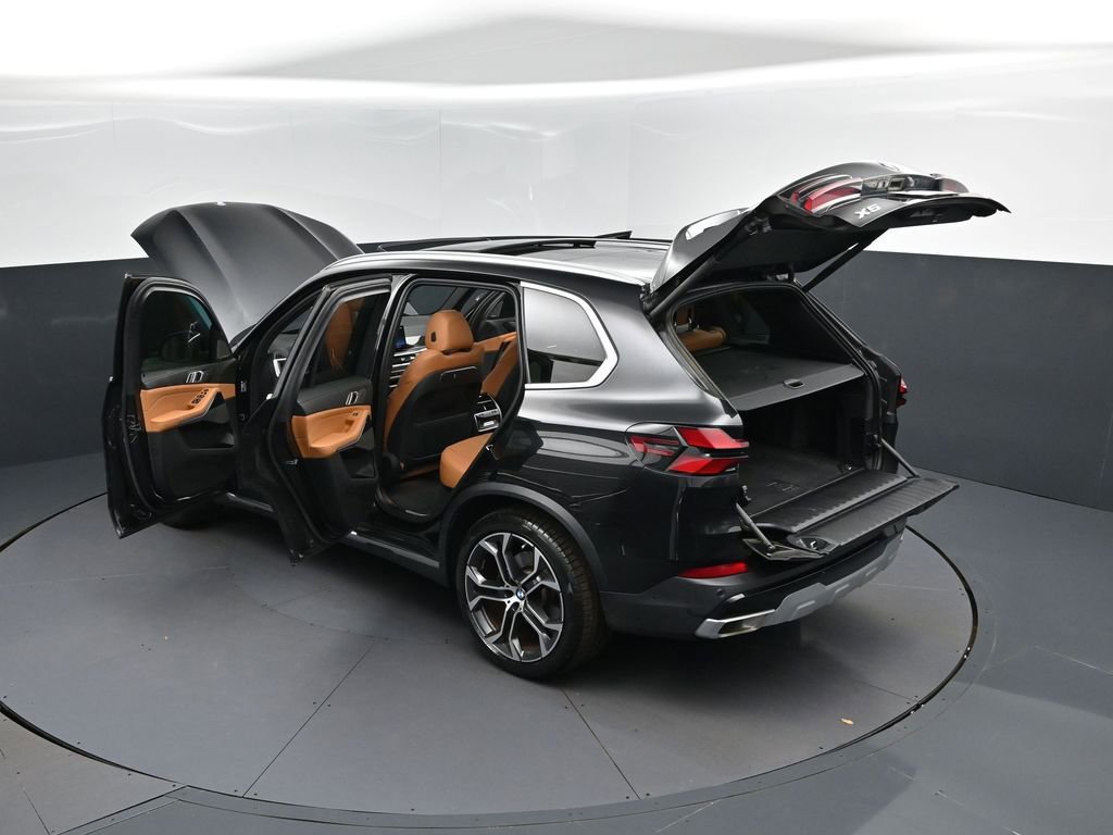 Certified 2024 BMW X5 sDrive40i w/ Premium Package RWD image 47