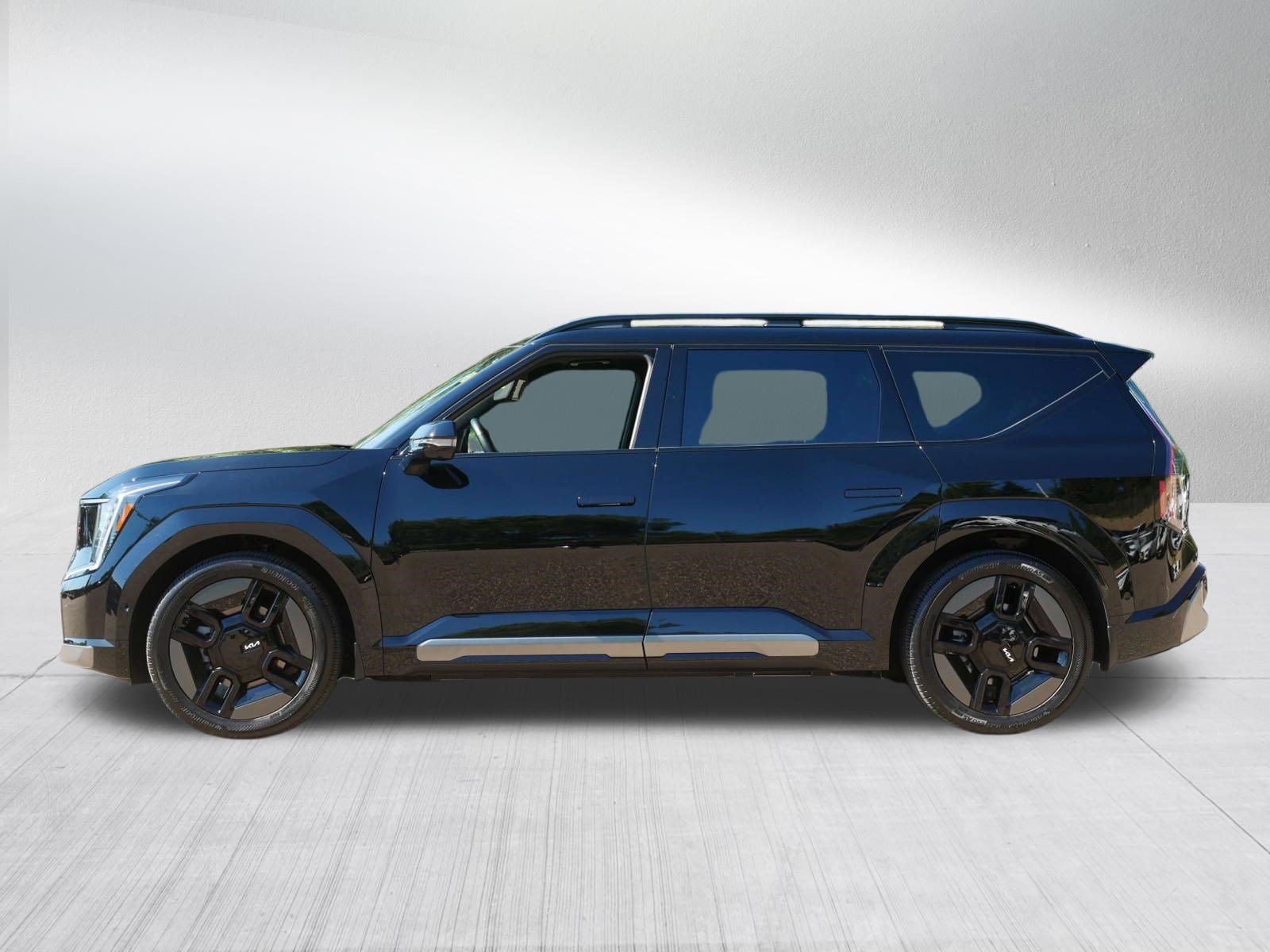 Certified 2024 Kia EV9 GT-Line AWD/4WD image 4