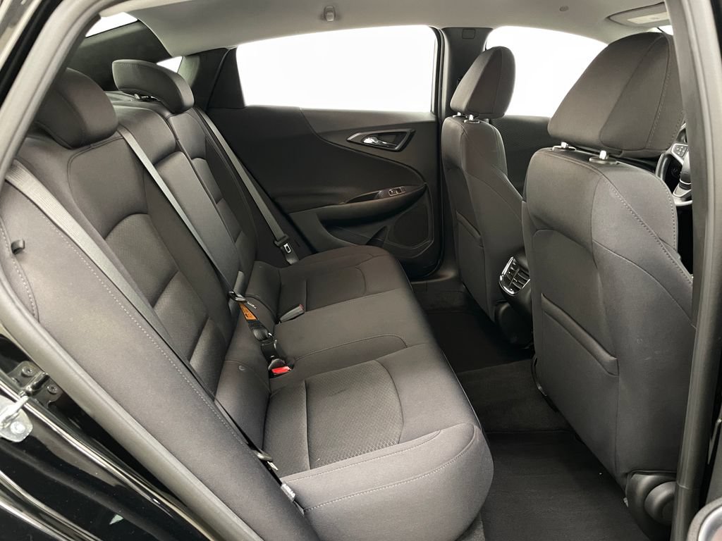 Certified 2021 Chevrolet Malibu LT FWD image 39