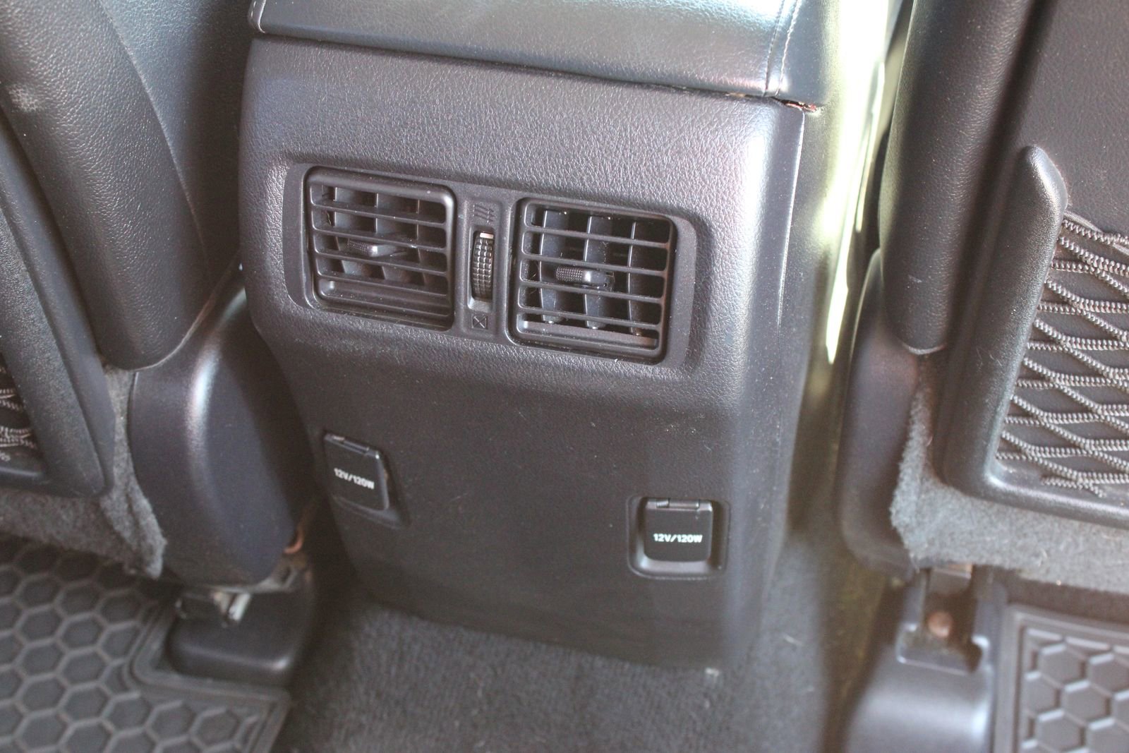 Used 2015 Toyota 4Runner Limited image 27