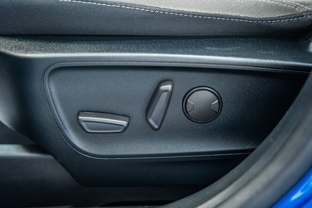 Certified 2020 Ford Escape SE image 35