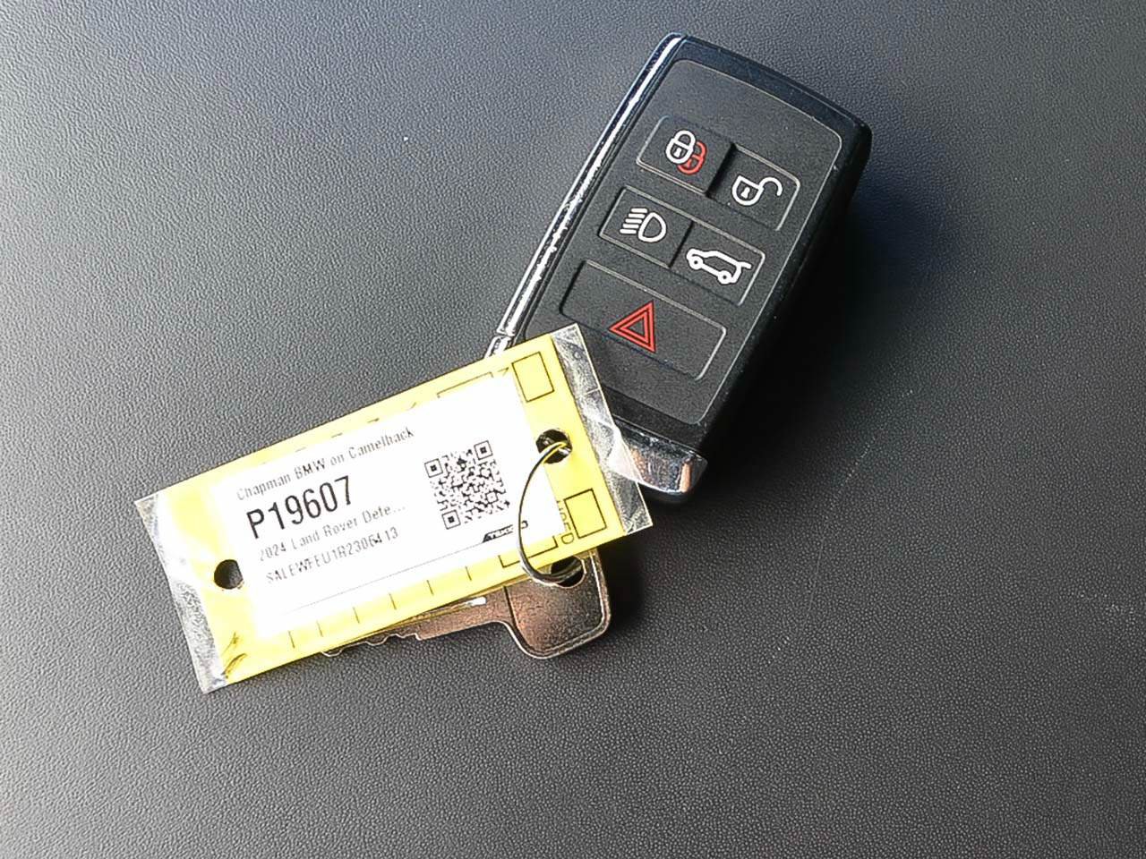 Used 2024 Land Rover Defender 130 Outbound AWD/4WD image 17