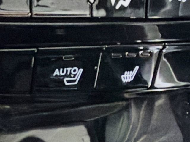 Used 2023 Acura MDX SH-AWD w/ Technology Package image 22