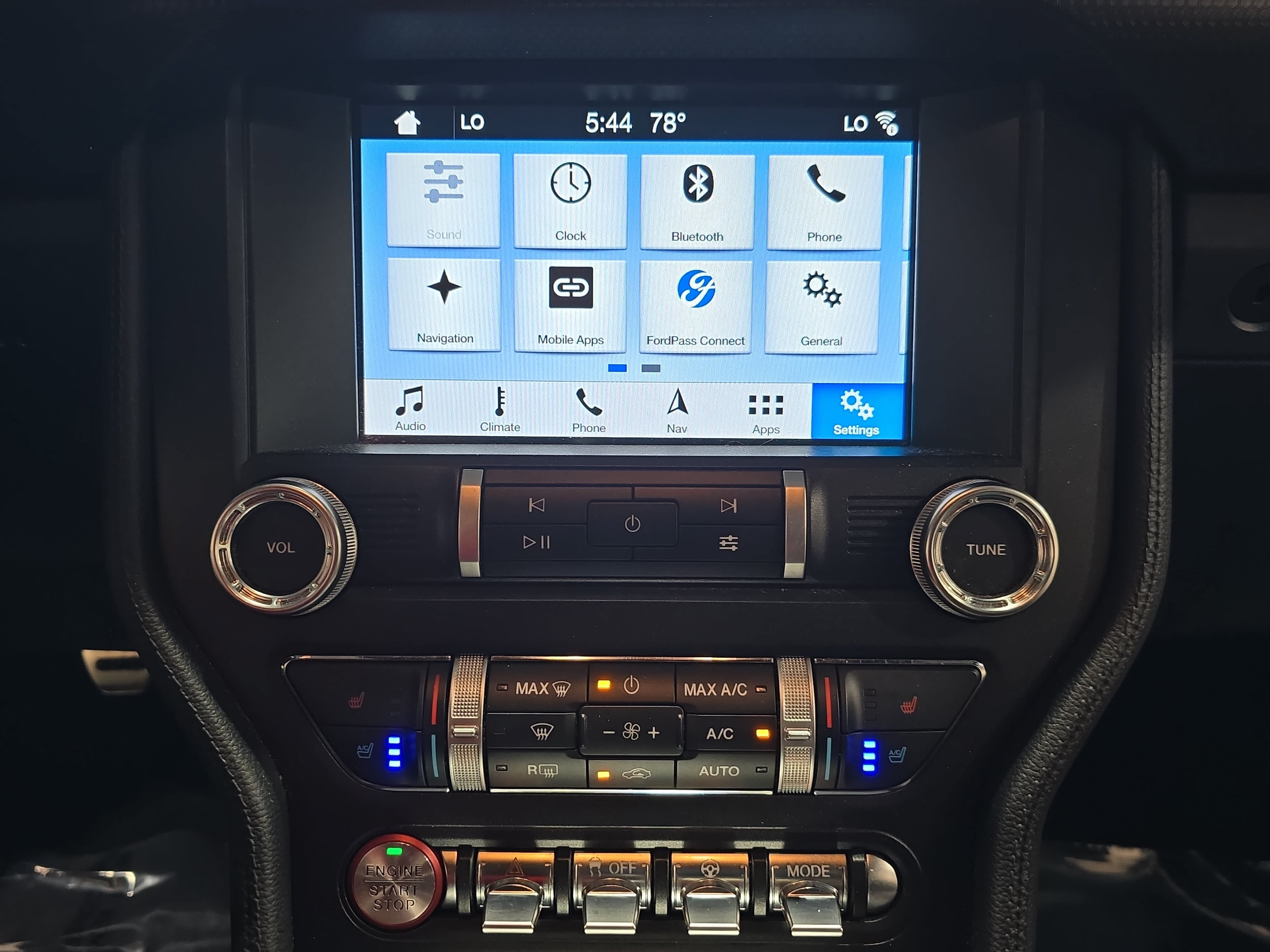 Used 2019 Ford Mustang GT Premium w/ Equipment Group 401A RWD image 19