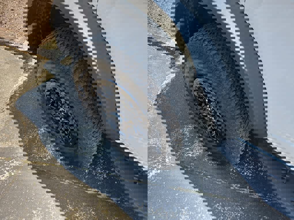 Used 2023 Ford Bronco Wildtrak image 6