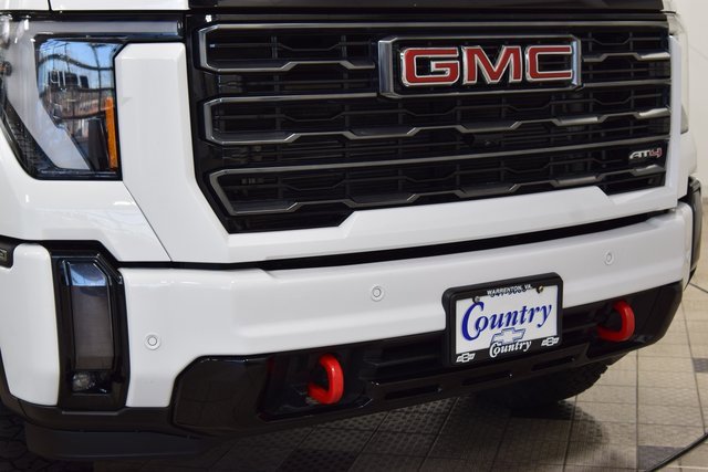 Used 2024 GMC Sierra 2500 AT4 w/ AT4 Preferred Package image 13