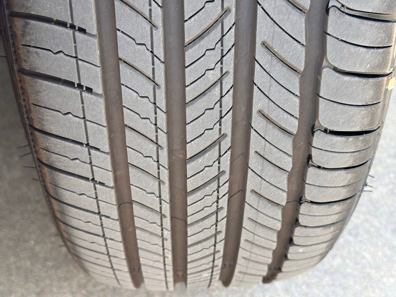 Used 2026 Genesis G90 3.5T Prestige image 5