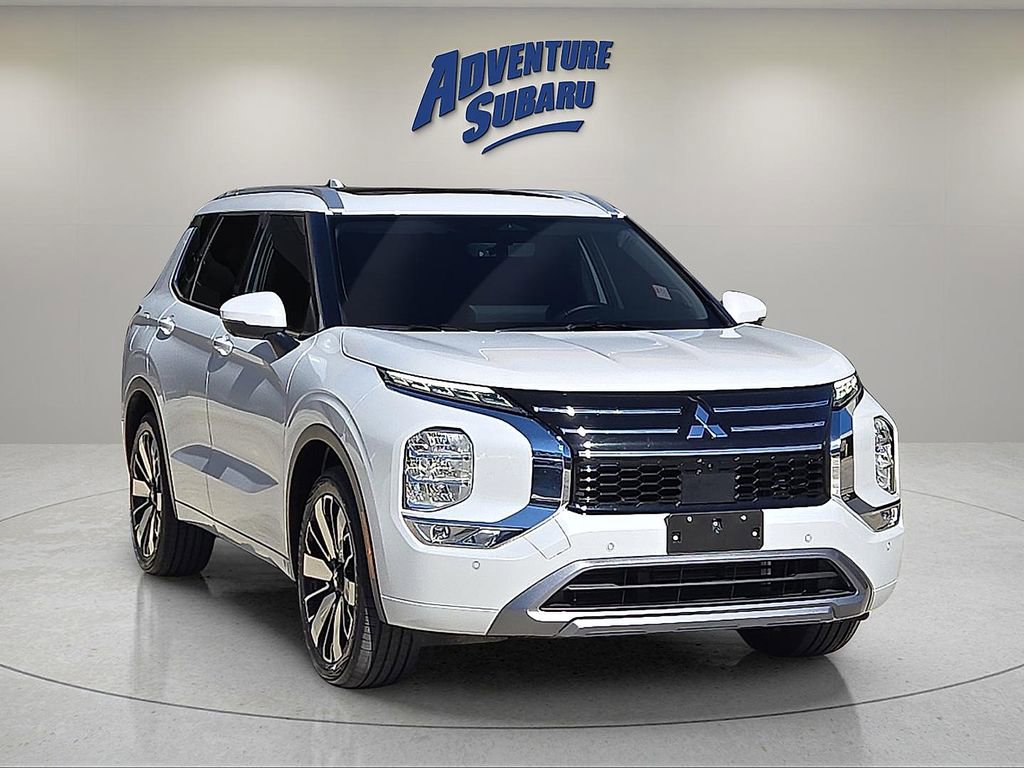 Used 2025 Mitsubishi Outlander SEL