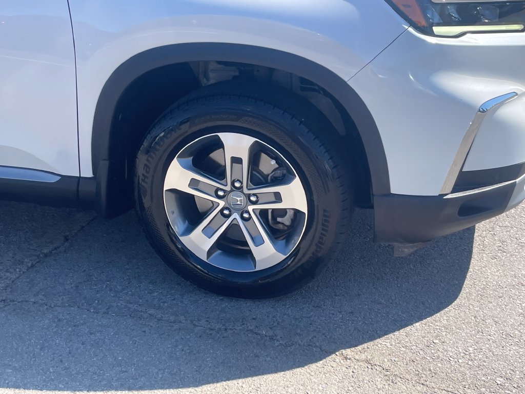 Used 2025 Honda Pilot EX-L image 4