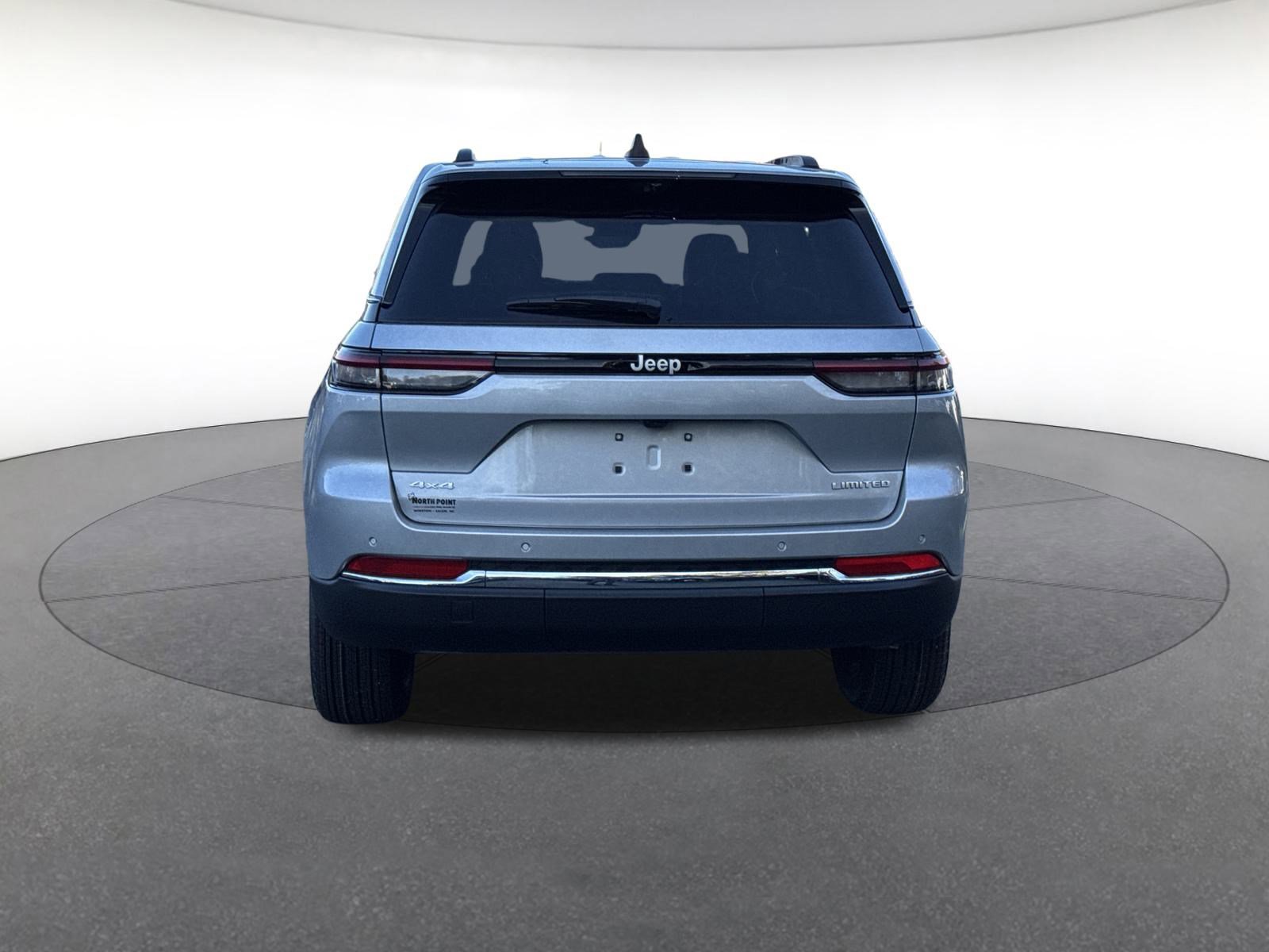 New 2025 Jeep Grand Cherokee Limited image 4