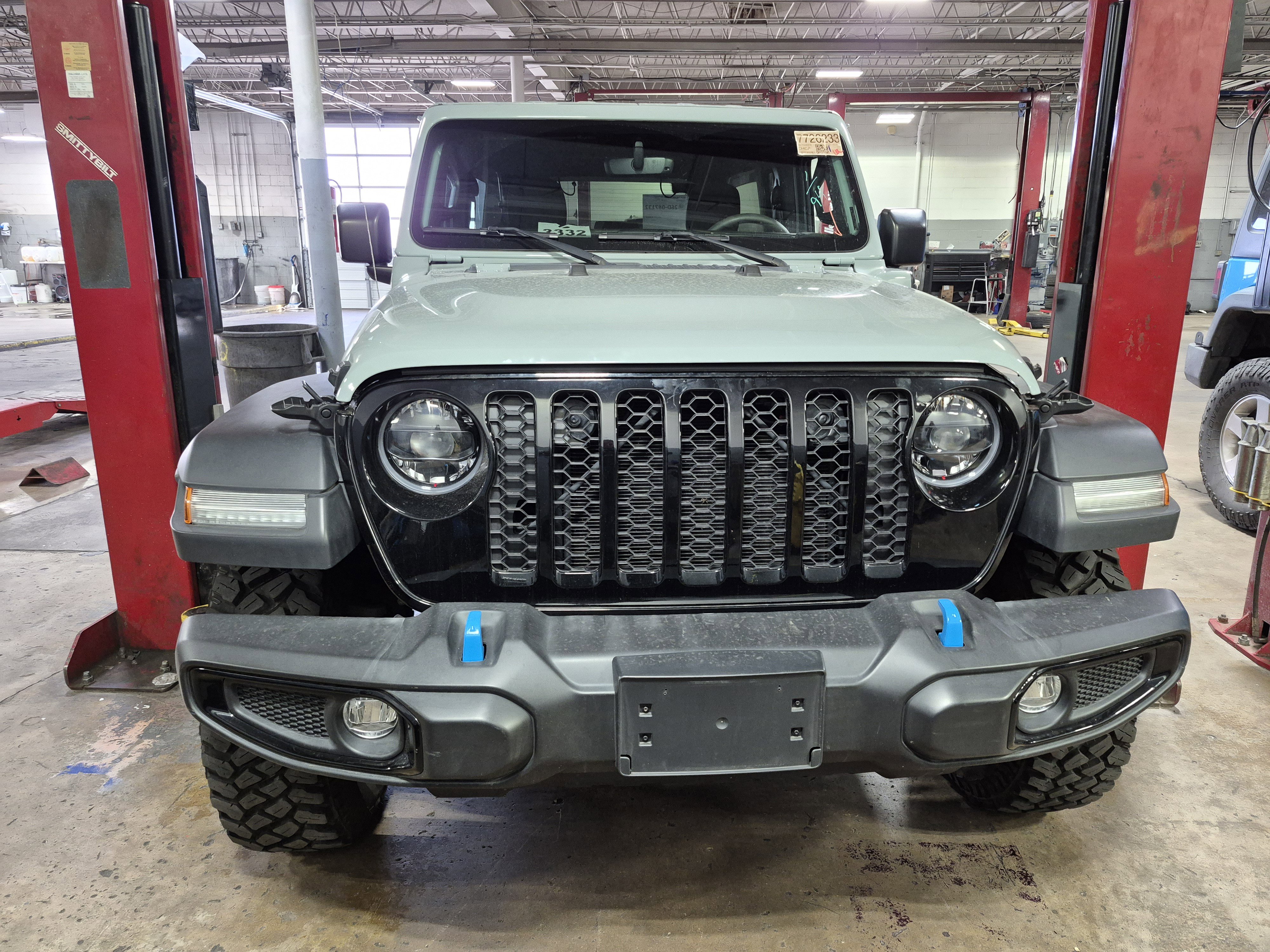 Used 2023 Jeep Wrangler Unlimited w/ 8.4" Radio Group image 22