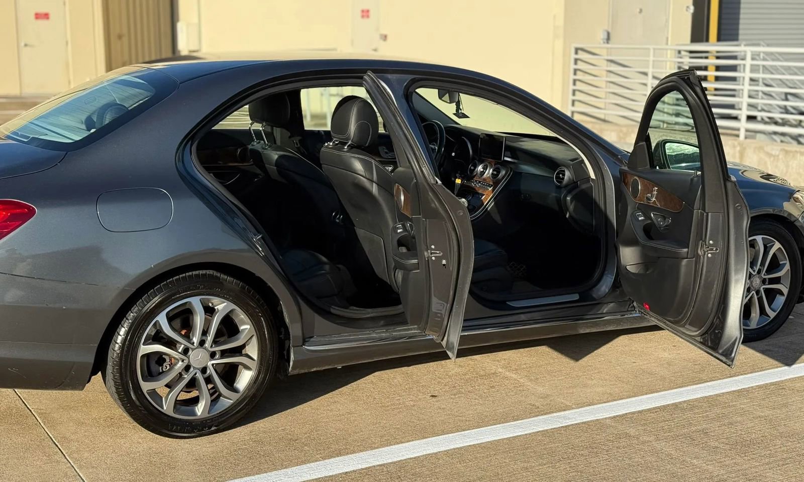 Used 2017 Mercedes-Benz C 300 Sedan image 11