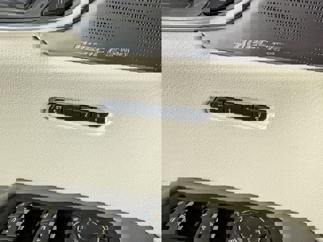 New 2025 Cadillac XT6 Premium Luxury w/ LPO, Floor Liner Package image 10