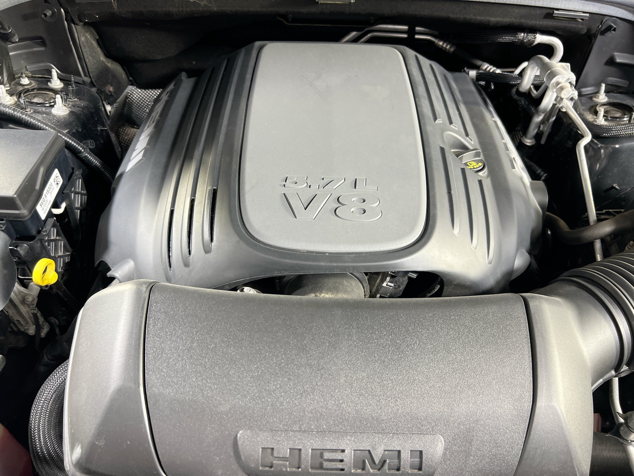 Used 2022 Dodge Durango R/T w/ Blacktop Package AWD/4WD image 30
