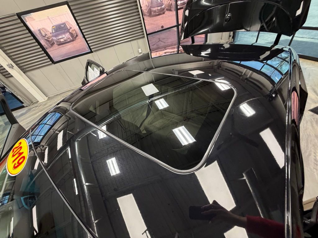 Used 2019 Lincoln MKZ Reserve w/ Reserve Plus Package AWD/4WD image 9