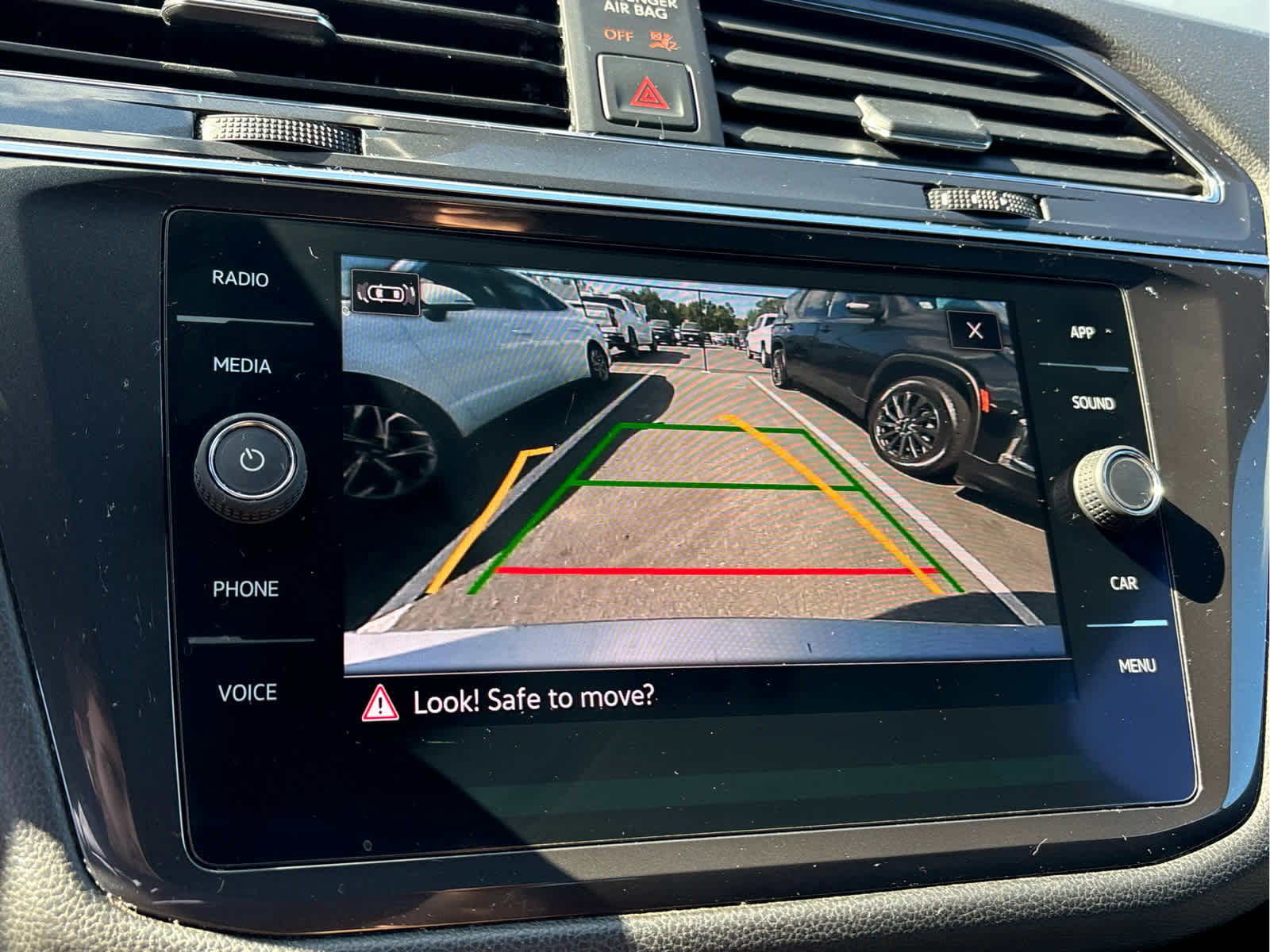 Used 2021 Volkswagen Tiguan SE R-Line image 19