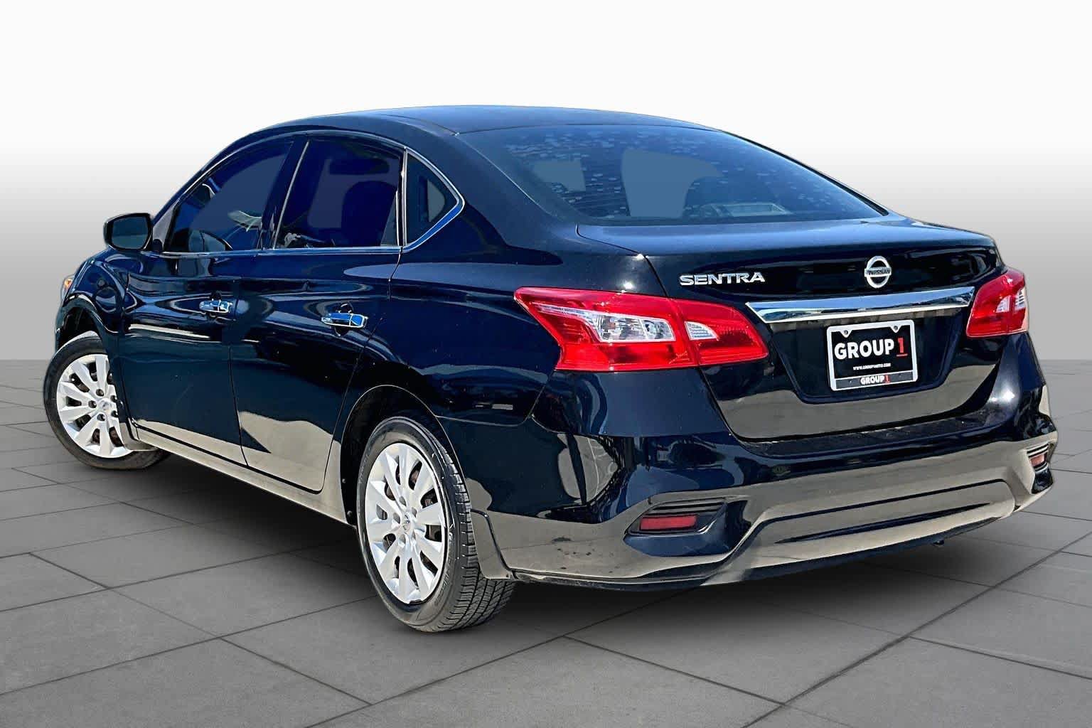 Used 2019 Nissan Sentra S FWD image 12