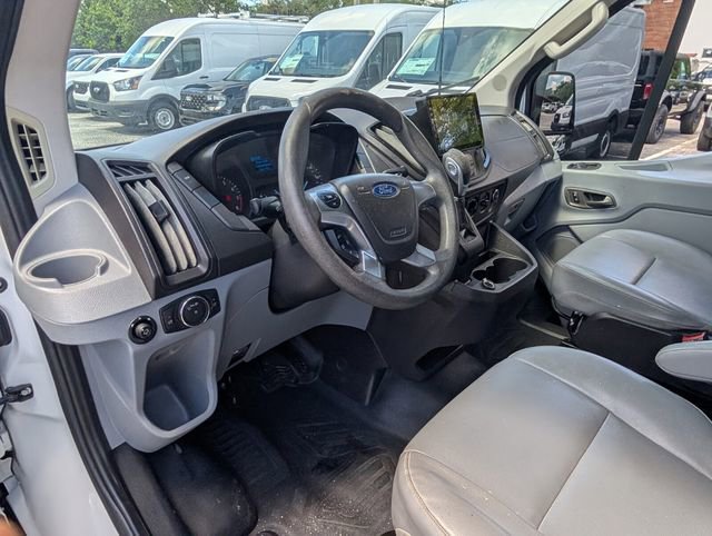 Used 2018 Ford Transit 250 130 Low Roof RWD image 7