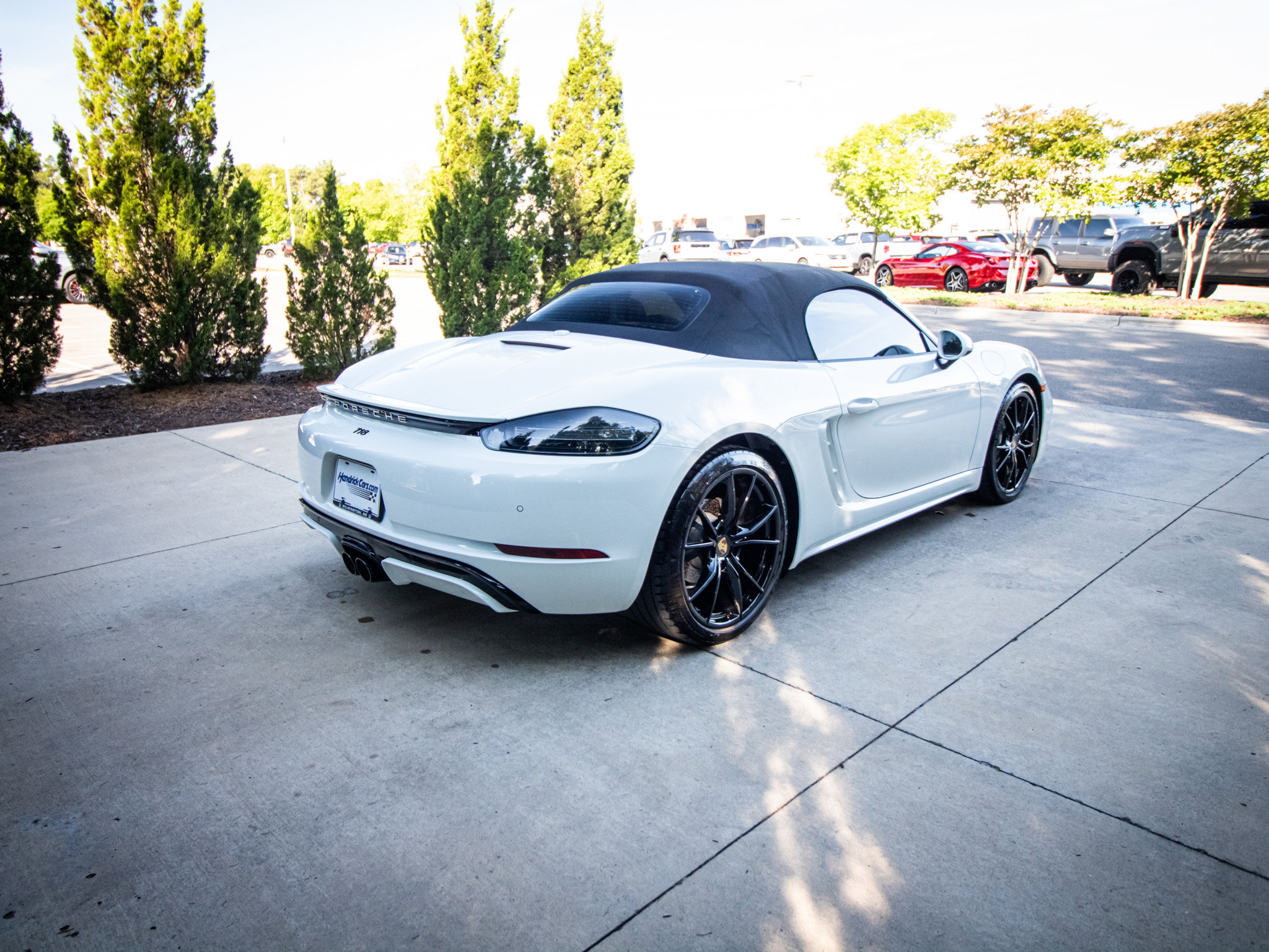 Used 2025 Porsche 718 Boxster RWD image 10